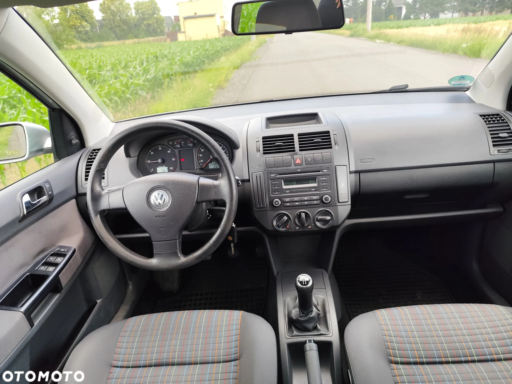 Volkswagen Polo 1.4 TDI Comfortline - 9