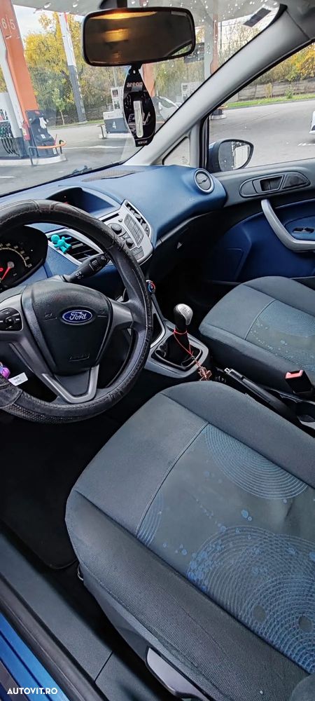 Ford Fiesta - 7