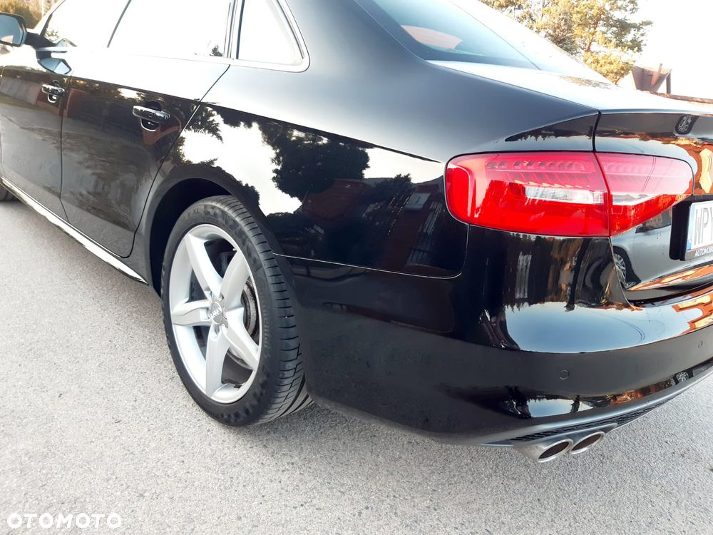 Audi A4 Limousine - 9