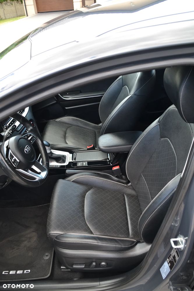 Kia Ceed 1.6 GDI DCT OPF Platinum - 15