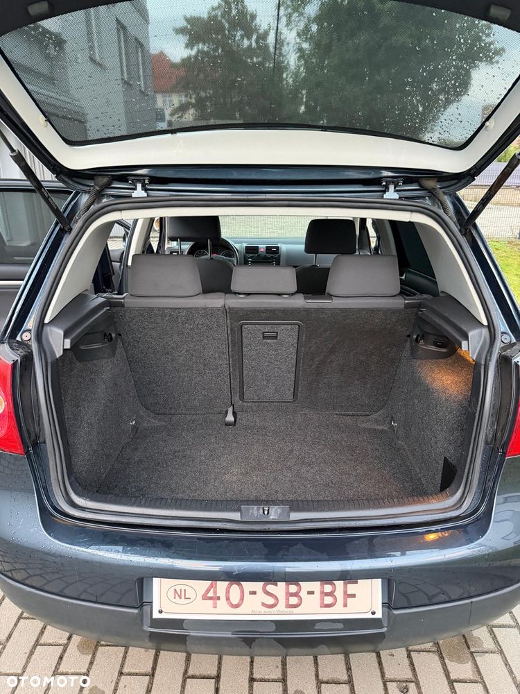 Volkswagen Golf - 17