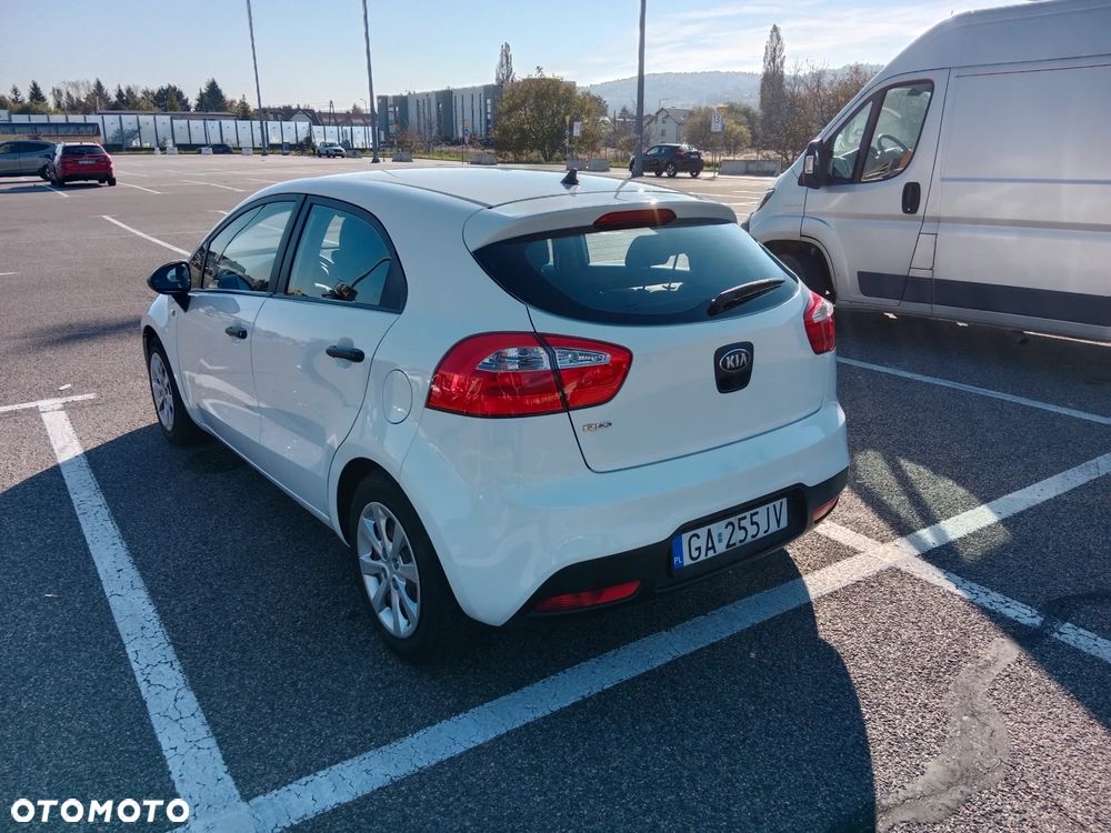 Kia Rio 1.2 Dream Team Edition - 9