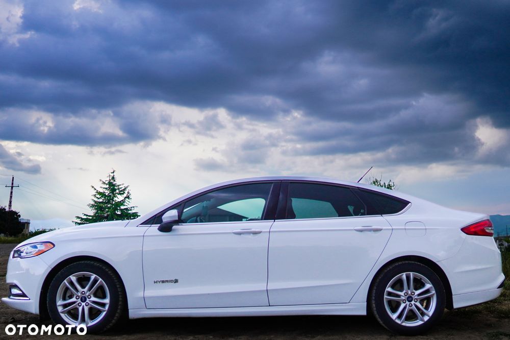 Ford Fusion - 3