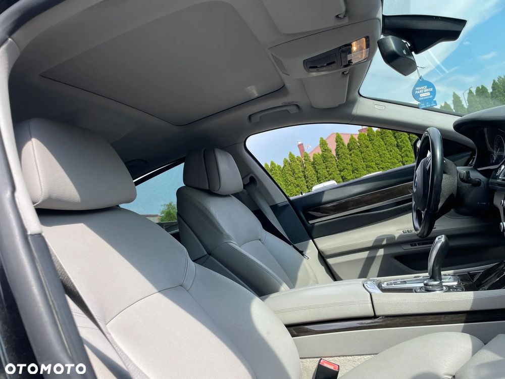 BMW Seria 7 740d - 6