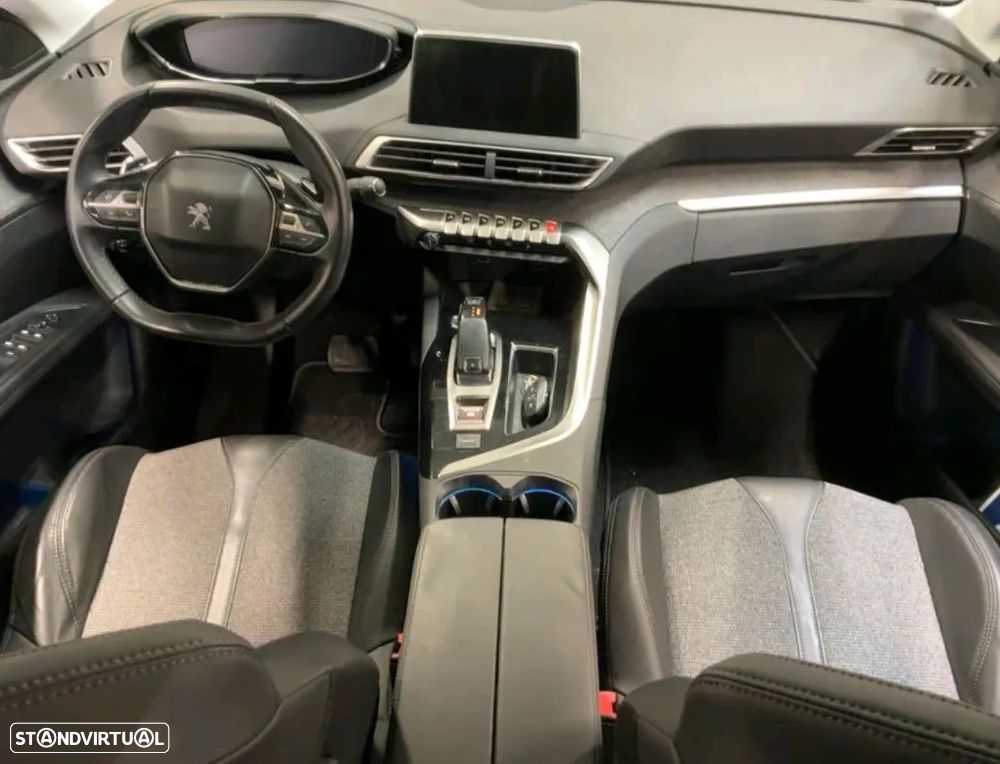 Peugeot 3008 1.2 PureTech Allure EAT6 - 7
