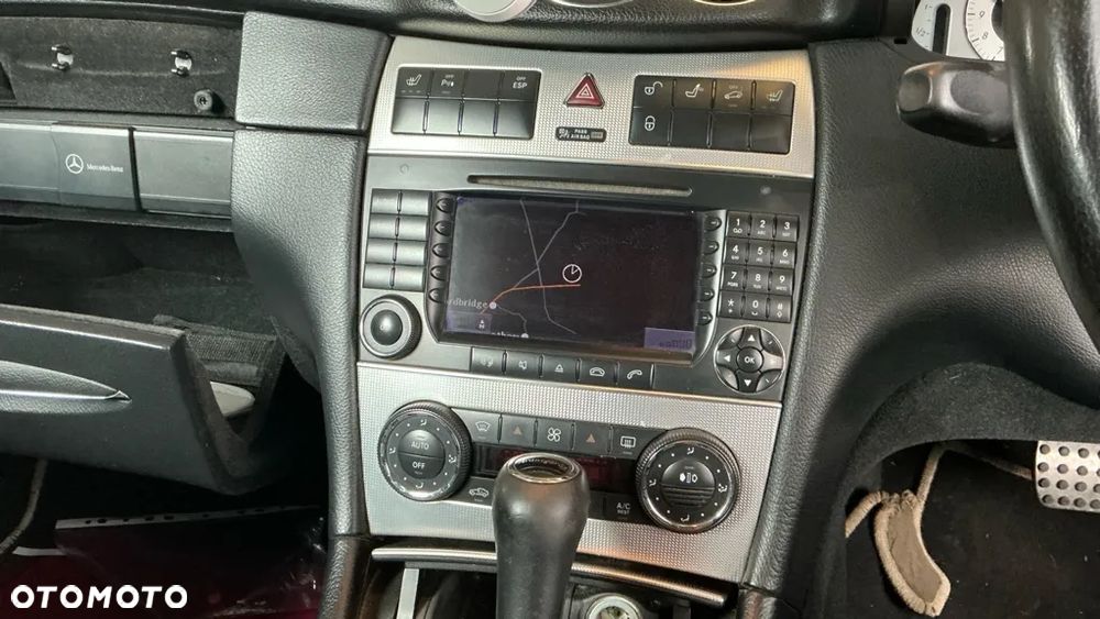 Mercedes-Benz CLK Cabrio 350 7G-TRONIC Sport Avantgarde Grand Edition - 9