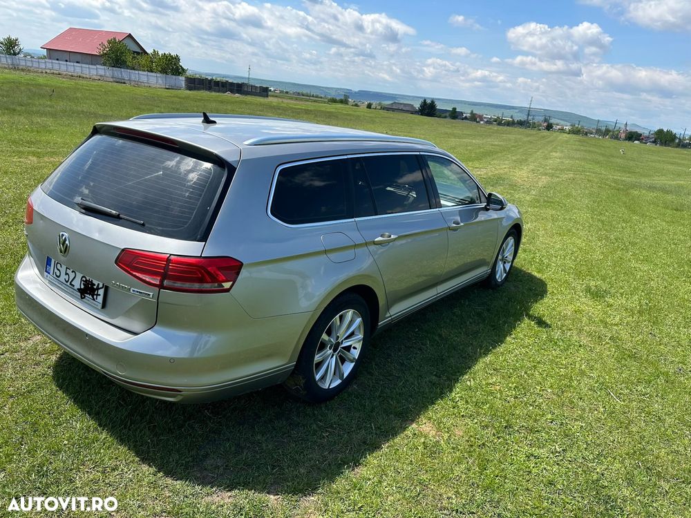 Volkswagen Passat 2.0 TDI DSG Comfortline - 4