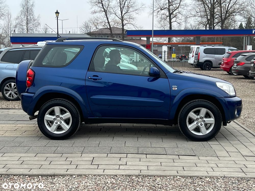 Toyota RAV4 4x4 Edition - 11