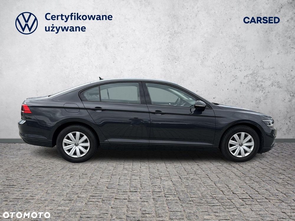 Volkswagen Passat - 7