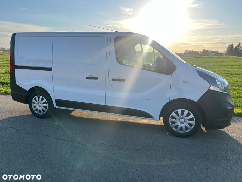Opel Vivaro - 21