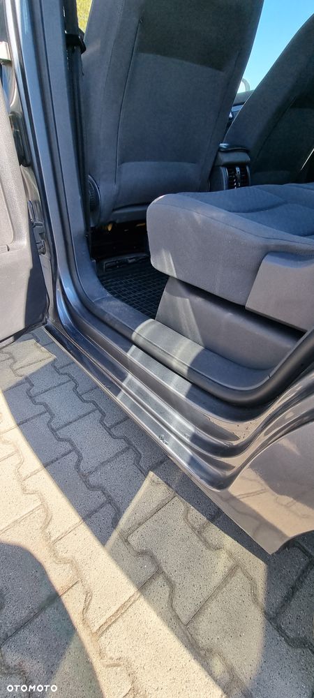 Volkswagen Touran 1.9 TDI Basis - 6