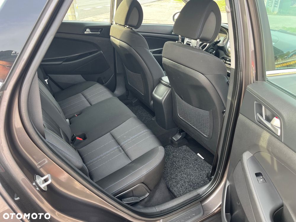 Hyundai Tucson 1.7 CRDI BlueDrive Comfort 2WD - 21
