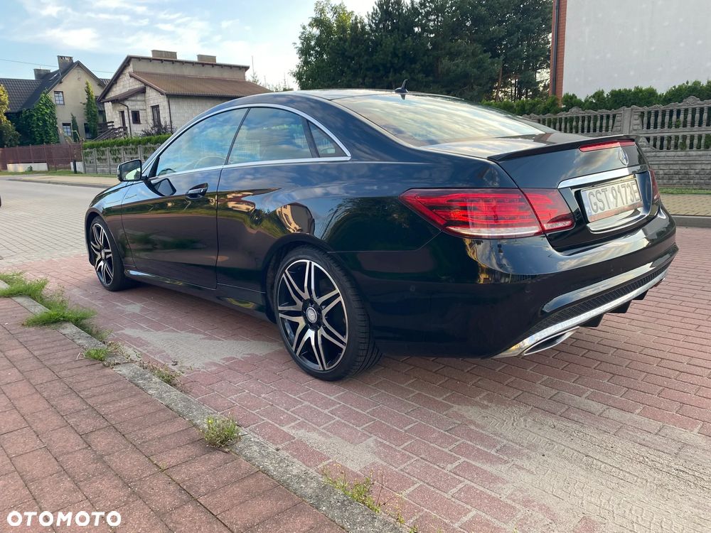 Mercedes-Benz Klasa E - 9
