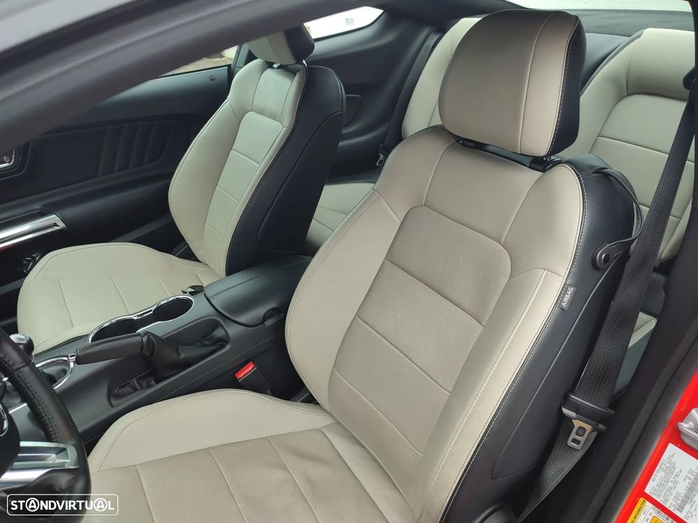 Ford Mustang 2.3 Eco Boost - 19