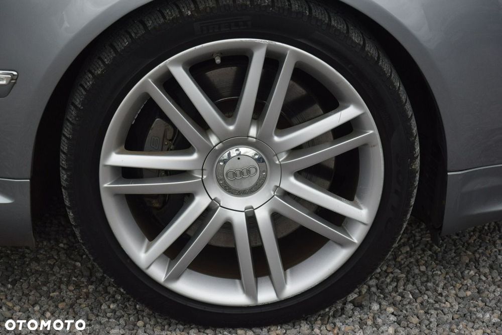 Audi S8 - 17