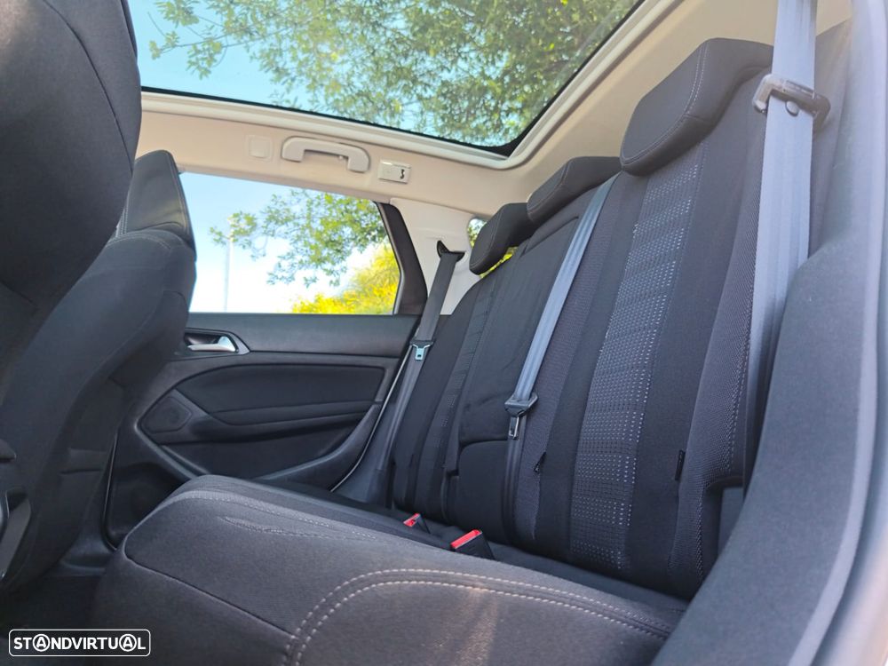 Peugeot 308 SW BlueHDi 120 Stop & Start Allure - 21