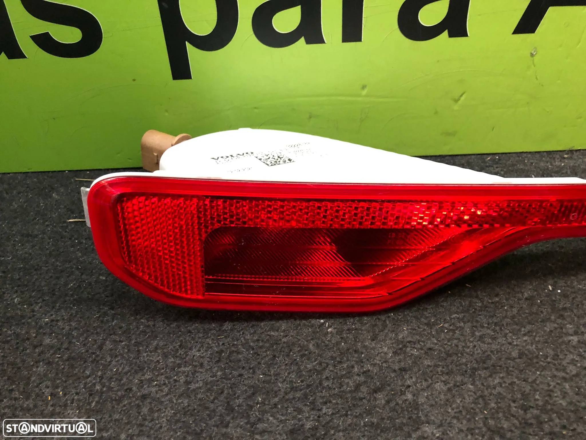 VOLVO XC40 FAROLIM NEVOEIRO REFLETOR TRAS - FT440 - 3