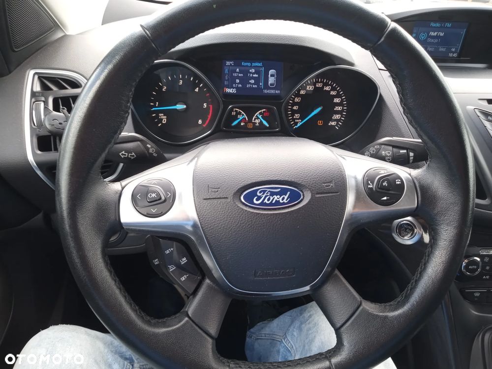 Ford Kuga 2.0 TDCi 4x4 Titanium - 10