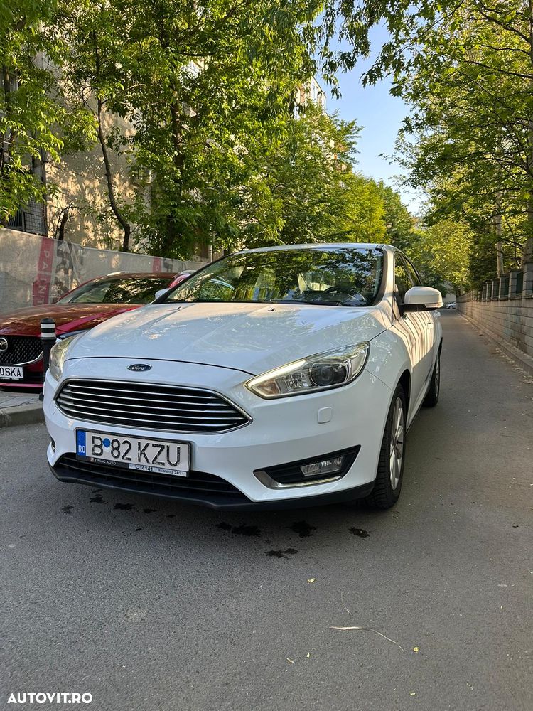 Ford Focus - 13