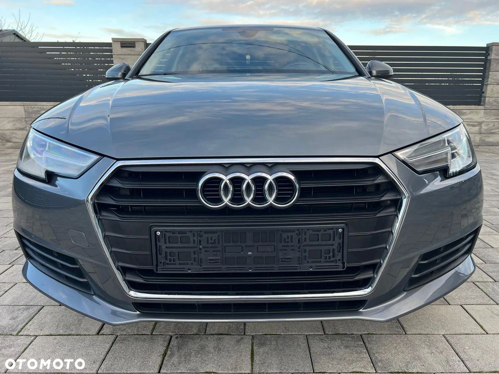 Audi A4 Limousine 2.0 TDI ultra S tronic - 2