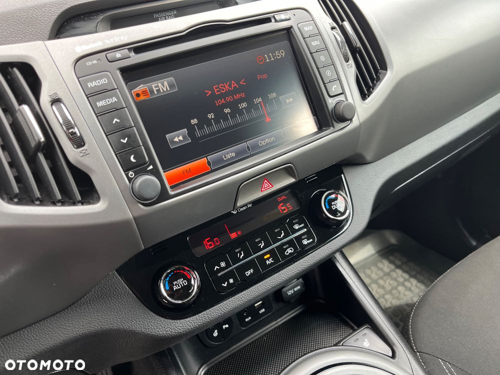 Kia Sportage 2.0 CRDI 4WD Fifa World Cup Edition - 18