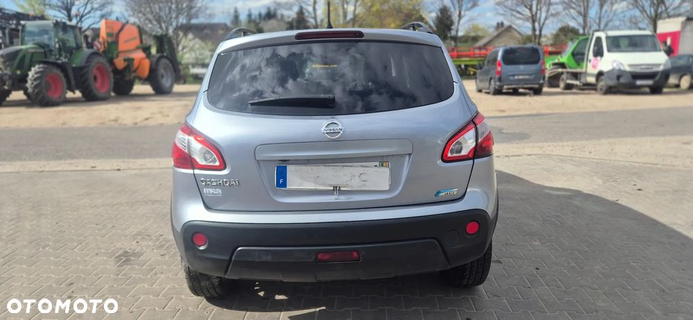 Nissan Qashqai - 10