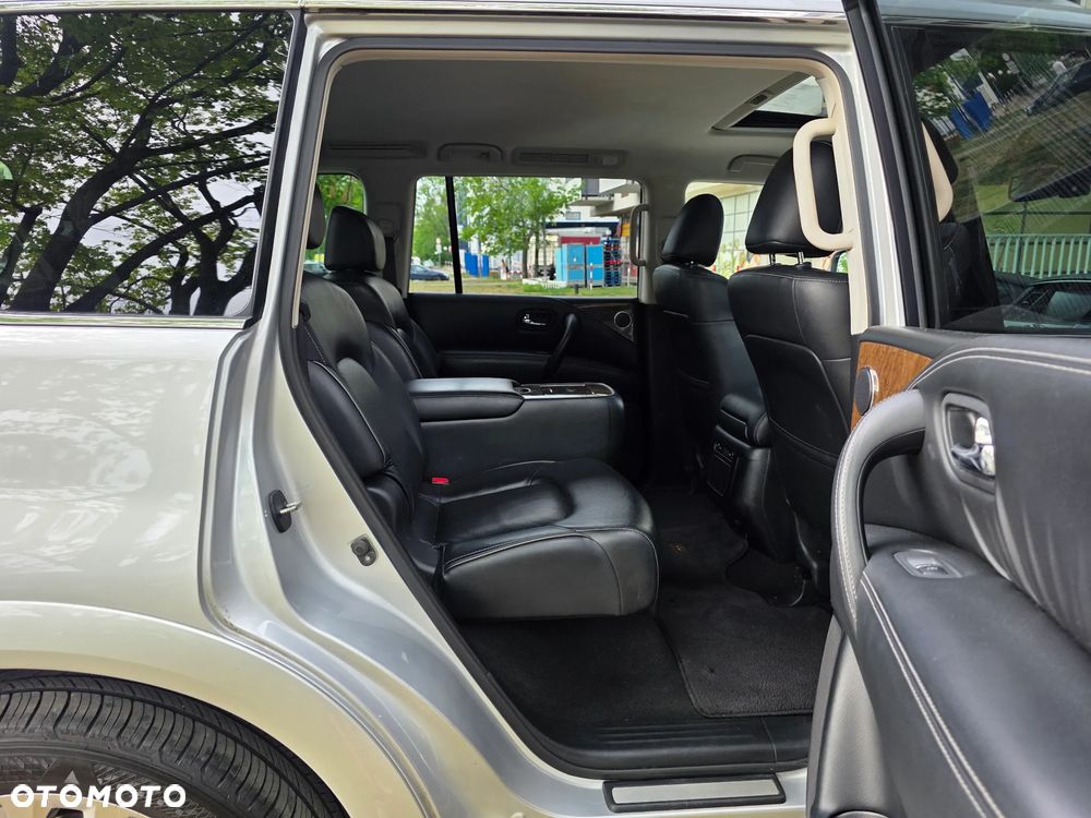 Infiniti QX80 - 34