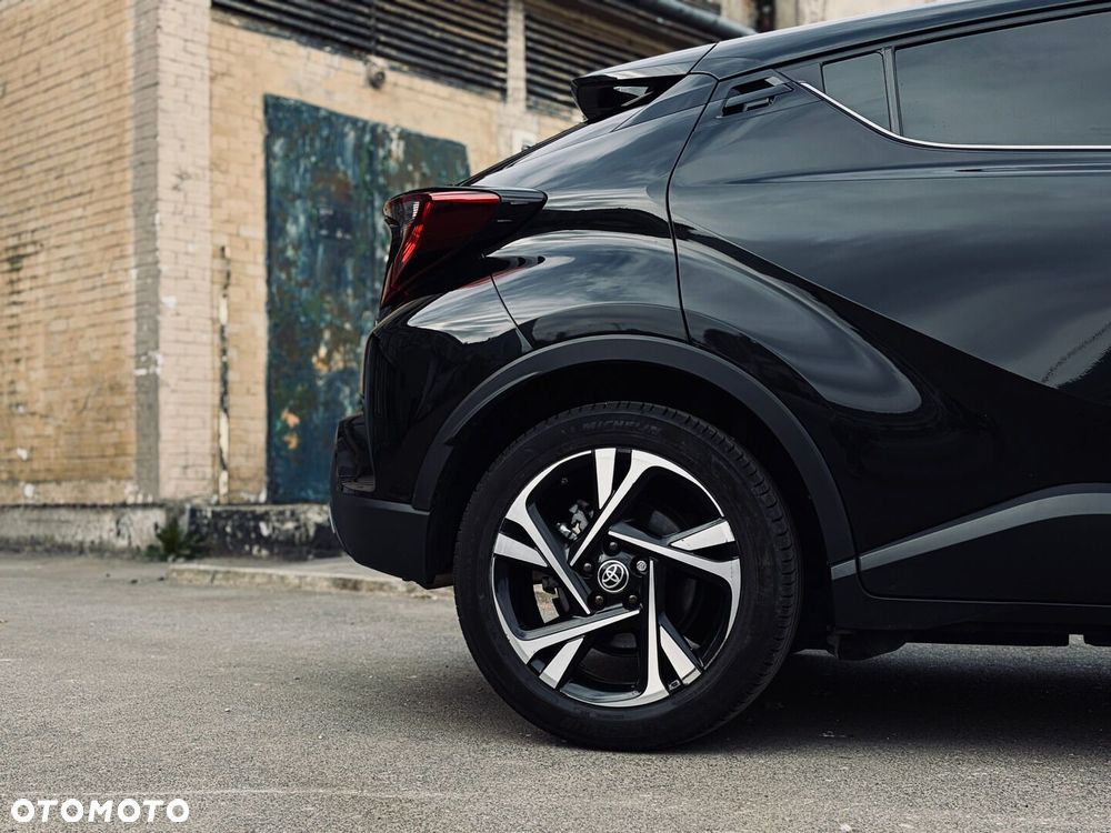 Toyota C-HR - 10