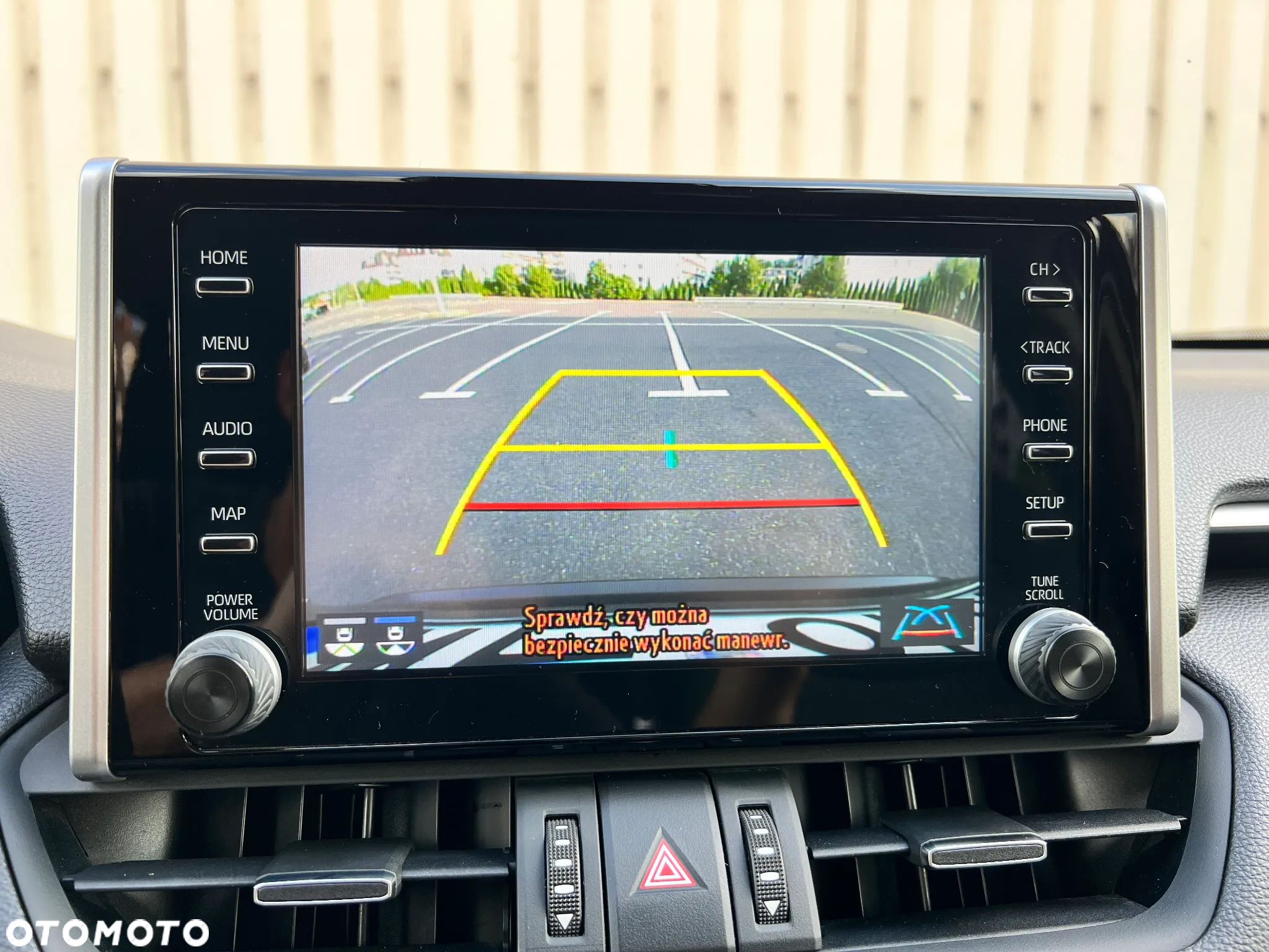 Toyota RAV4 2.5 Hybrid Comfort 4x2 - 26