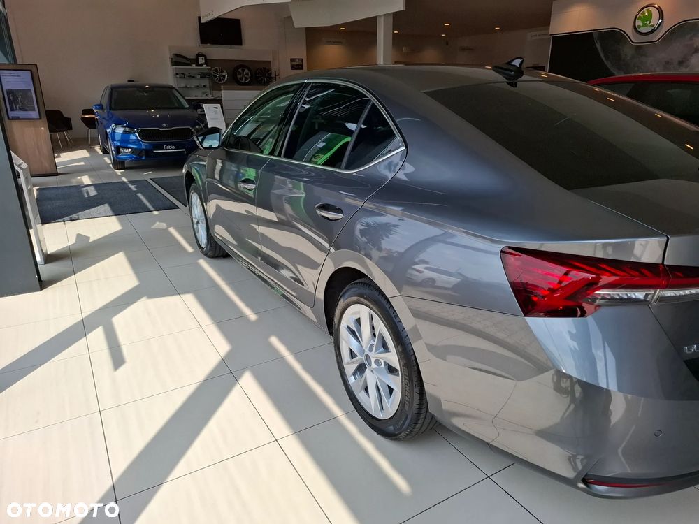 Skoda Octavia 2.0 TDI Drive Selection DSG - 5