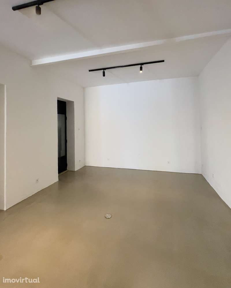 Espaço comercial de 98m² em Arroios - Grande imagem: 3/12