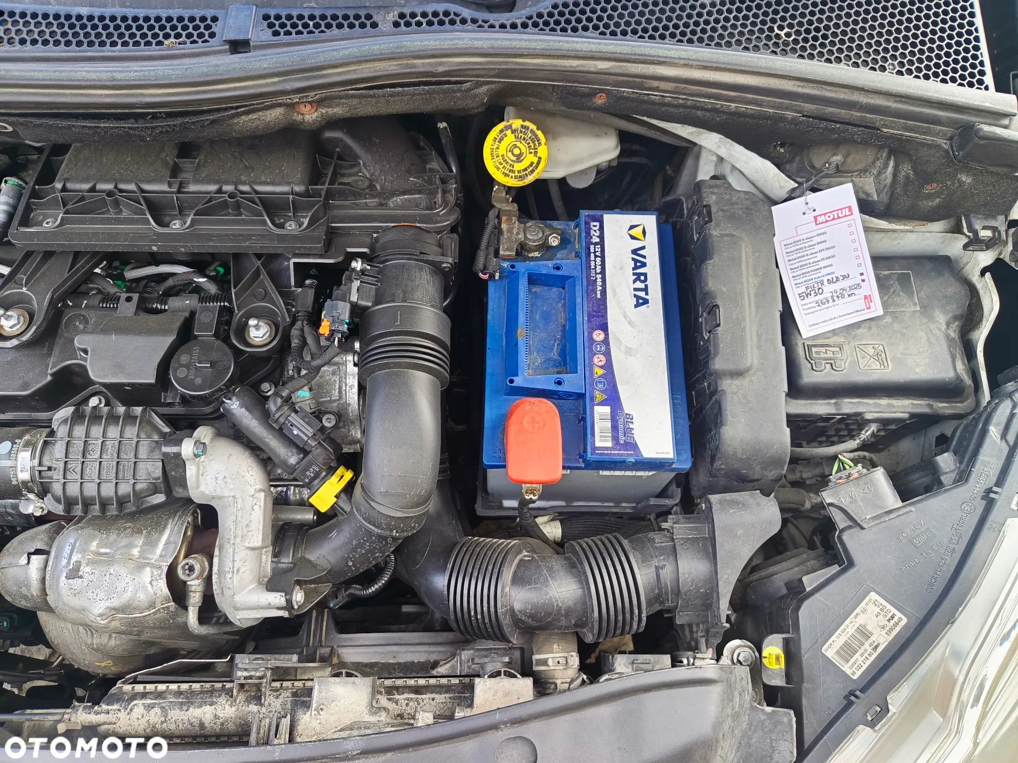 Peugeot 208 - 10