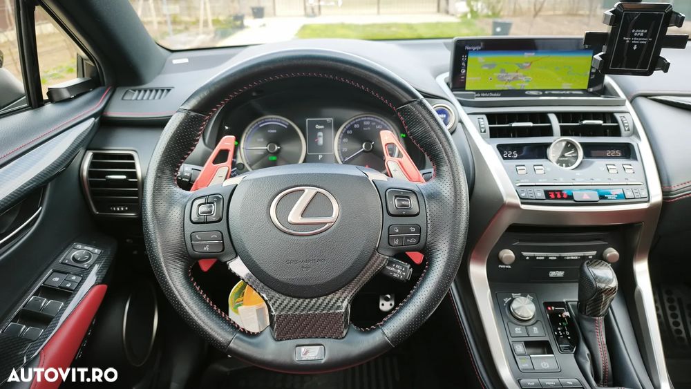 Lexus Seria NX 300h AWD F Sport - 39