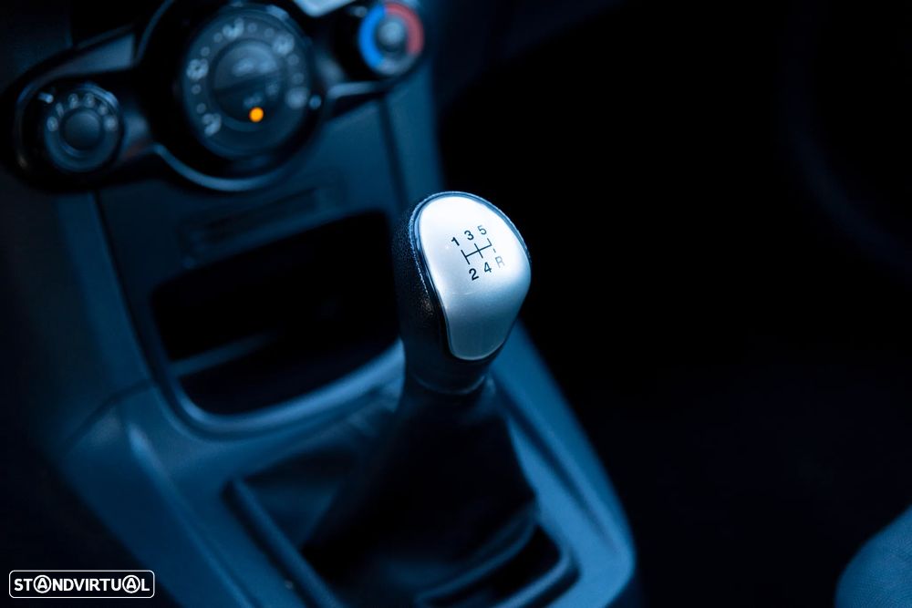 Ford Fiesta 1.4 TDCI Titanium - 15