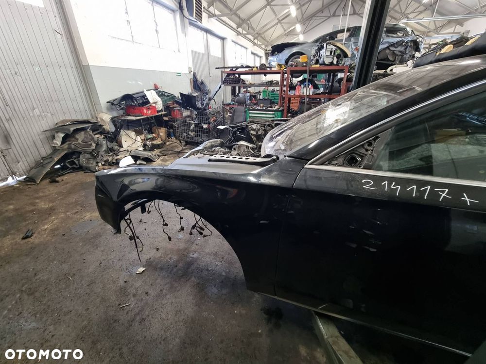 ĆWIARTKA LEWA PRZÓD AUDI A8 D4 LZ9Y - 2