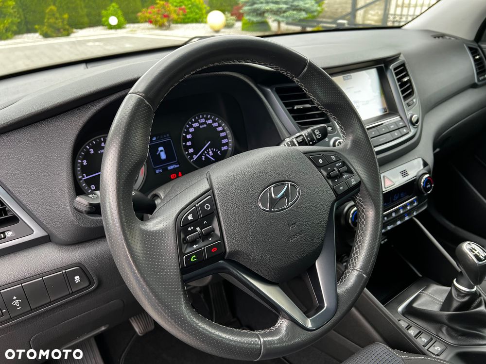 Hyundai Tucson blue 1.6 GDi 2WD Navi - 25