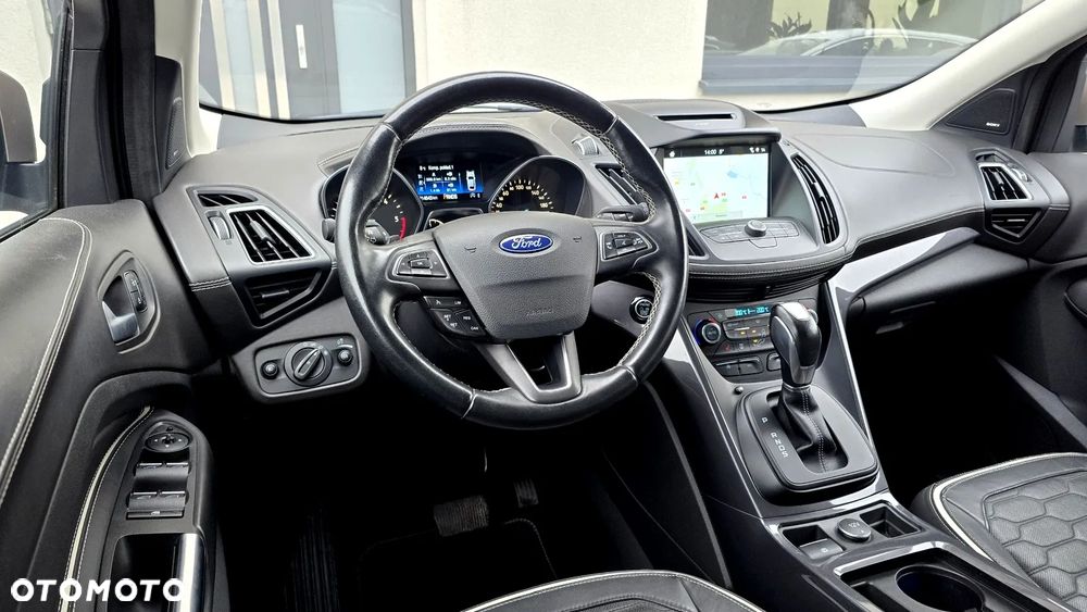 Ford Kuga 2.0 TDCi 4x4 Vignale - 24