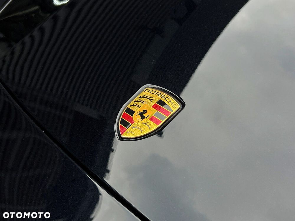 Porsche Panamera - 32