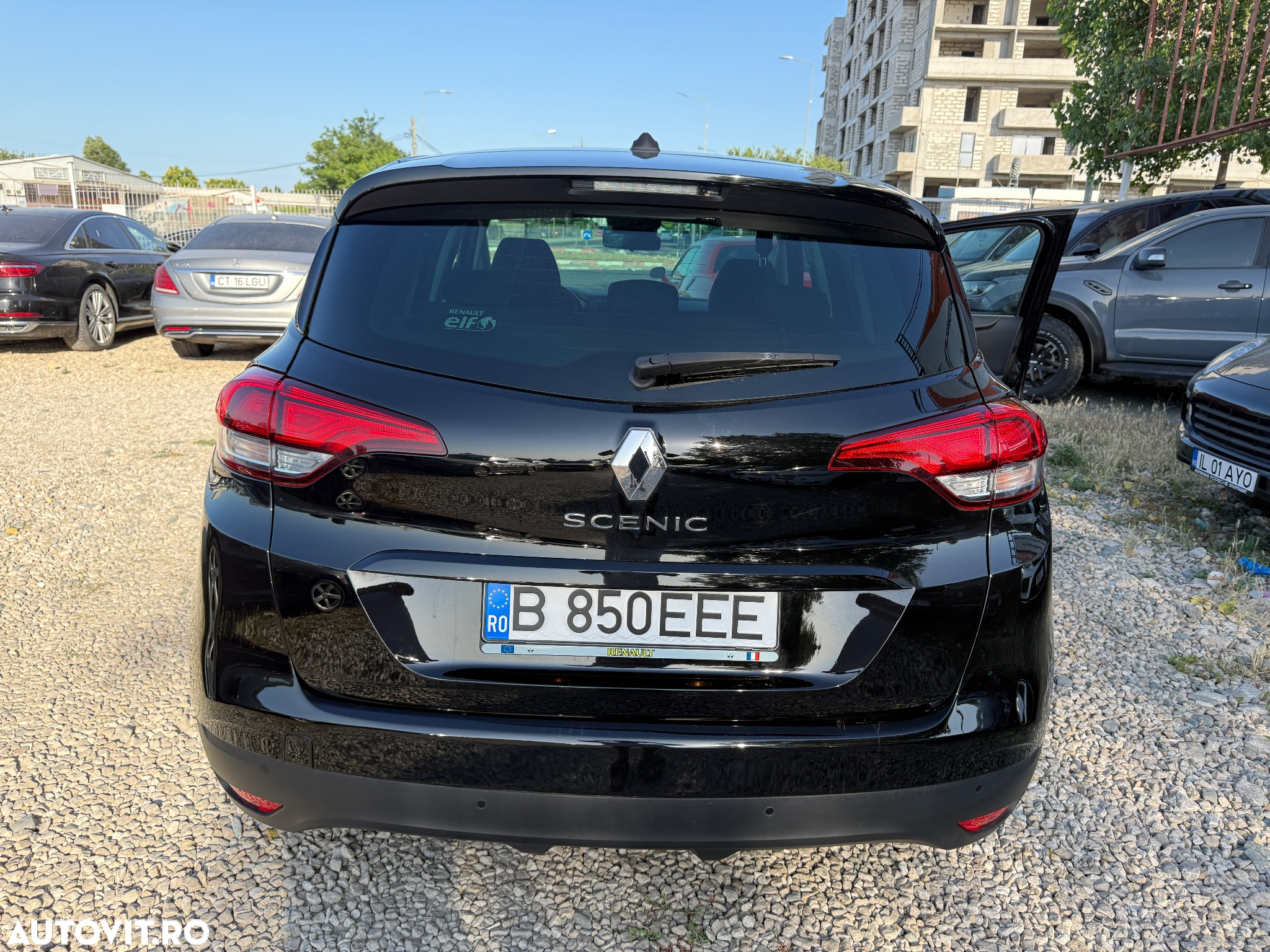 Renault Scenic BLUE dCi 120 EDC BOSE EDITION - 21