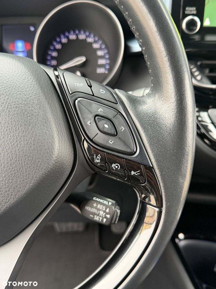 Toyota C-HR 2.0 Hybrid Executive - 17