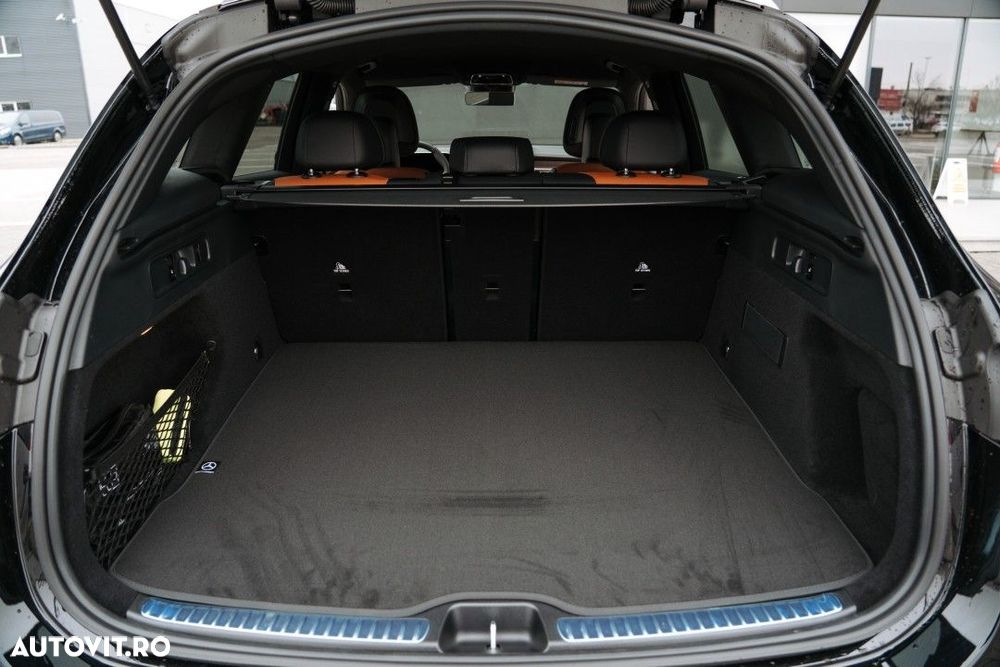 Mercedes-Benz GLC - 13