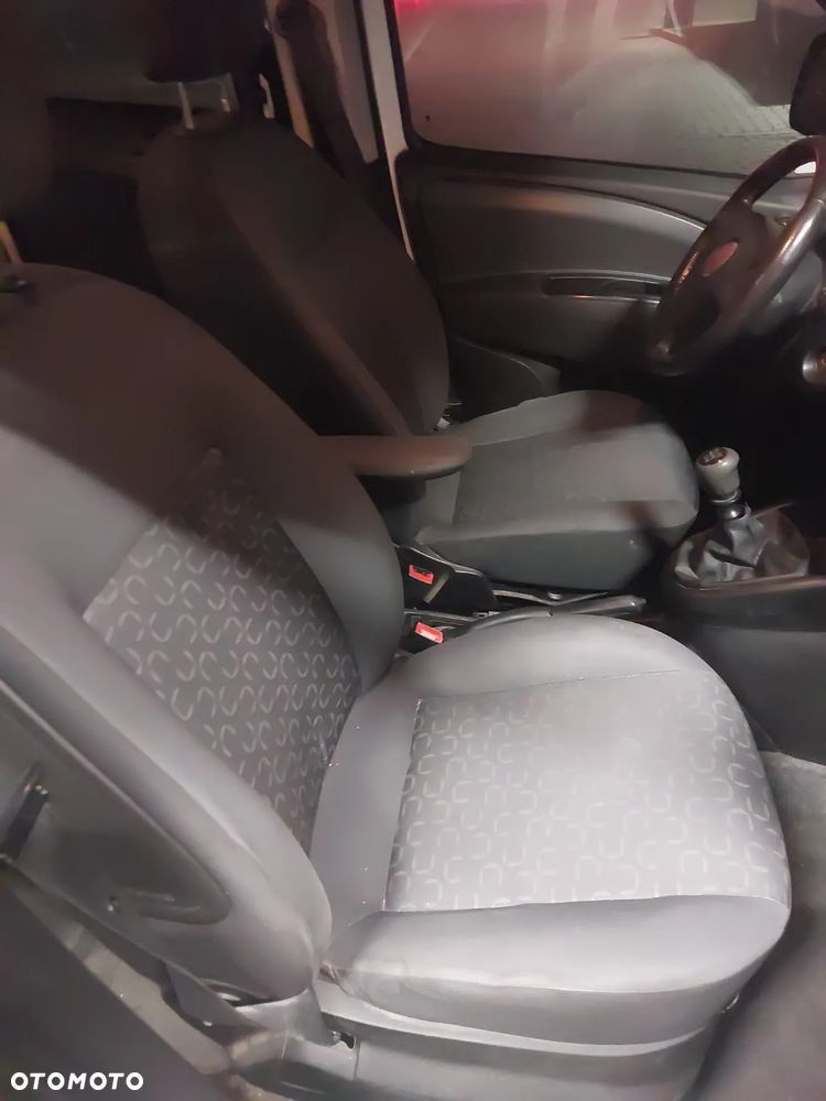 Fiat Doblo 2.0 16V Multijet Emotion - 5