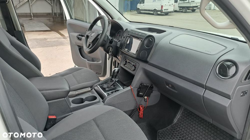 Volkswagen Amarok - 11