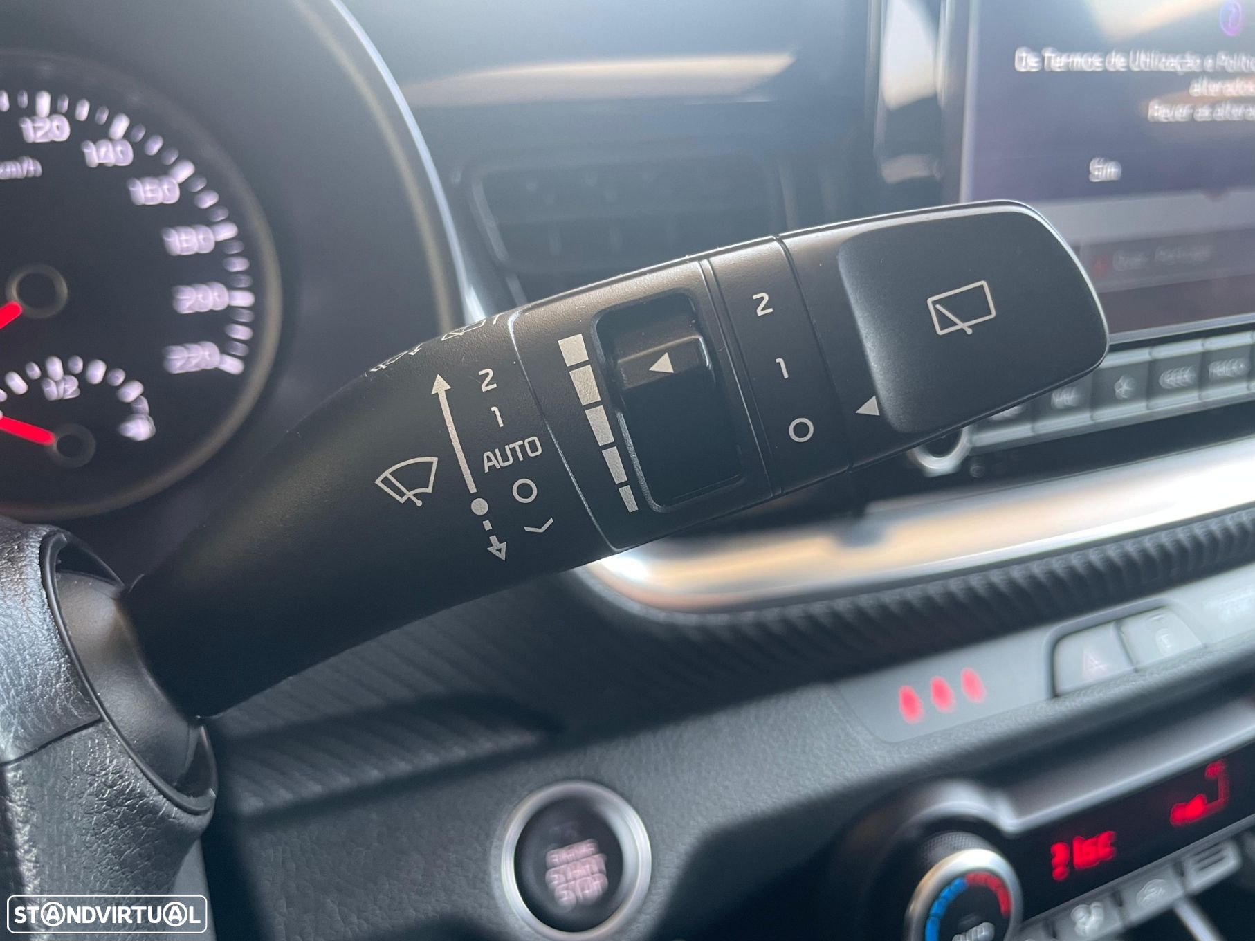 Kia Stonic 1.0 T-GDI GT Line - 20