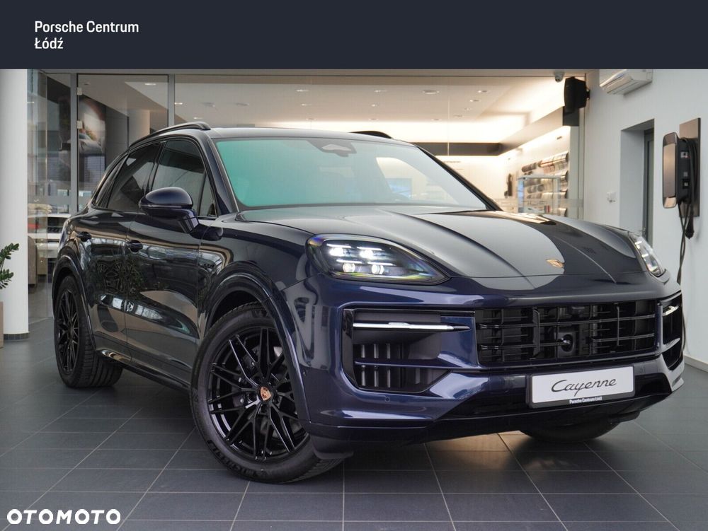 Porsche Cayenne E-Hybrid PHEV Black Edition - 2