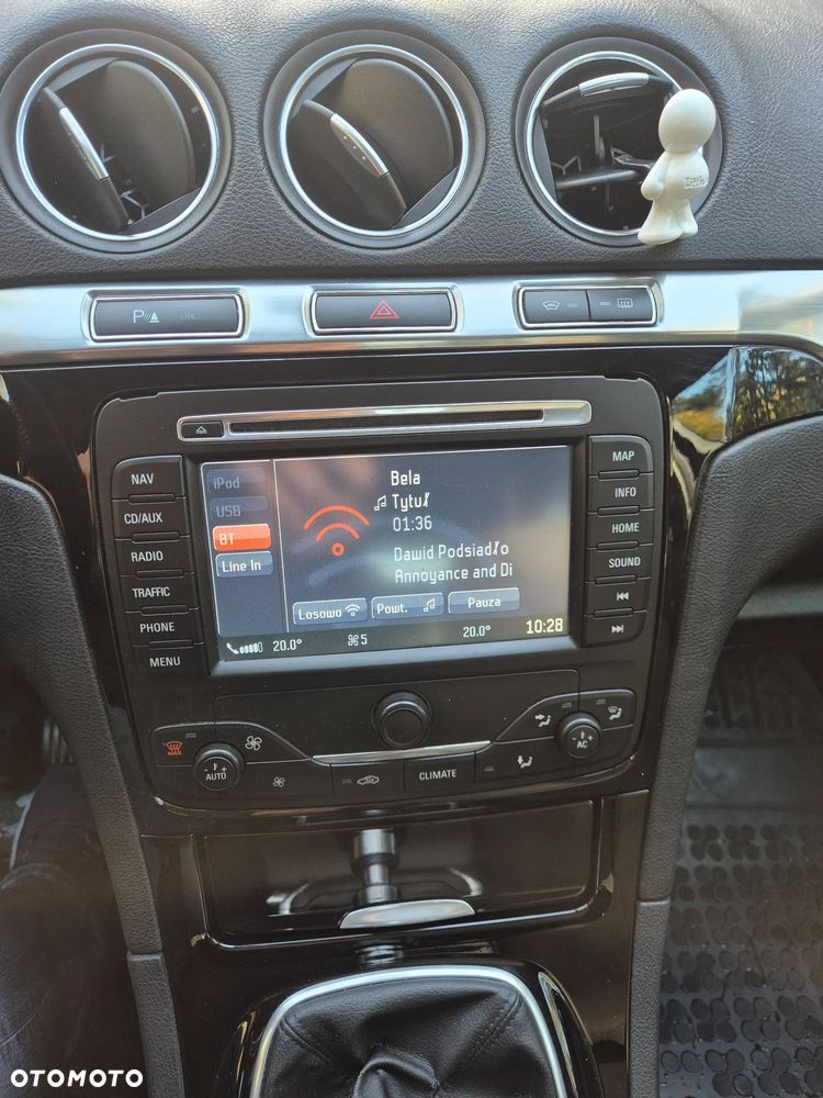 Ford S-Max - 16
