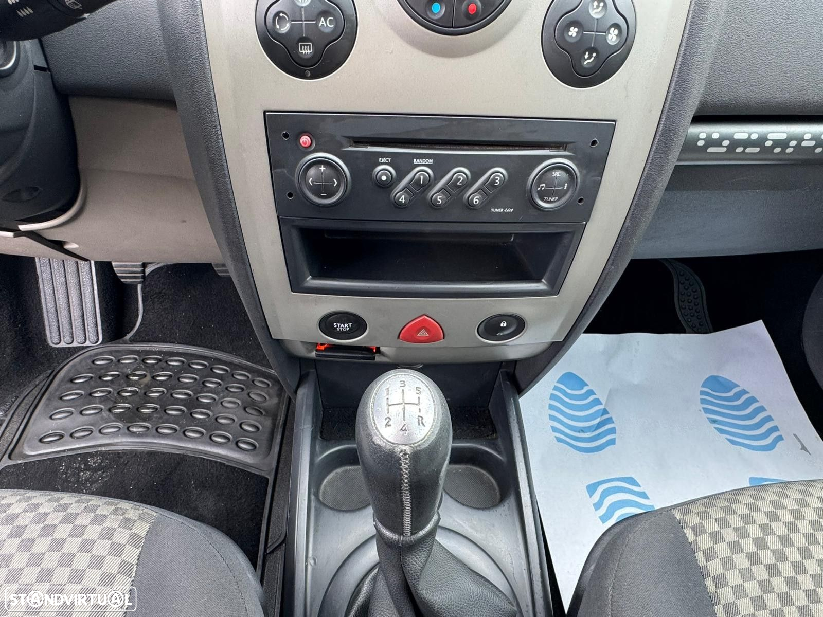 Renault Mégane - 25