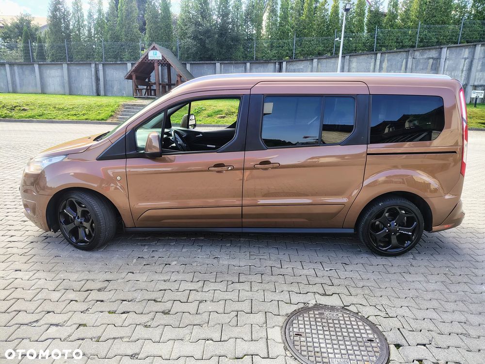 Ford Tourneo Connect Grand - 8