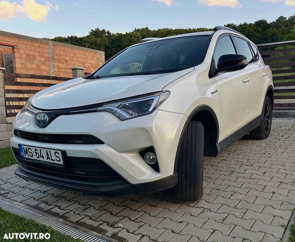 Toyota RAV4 - 5