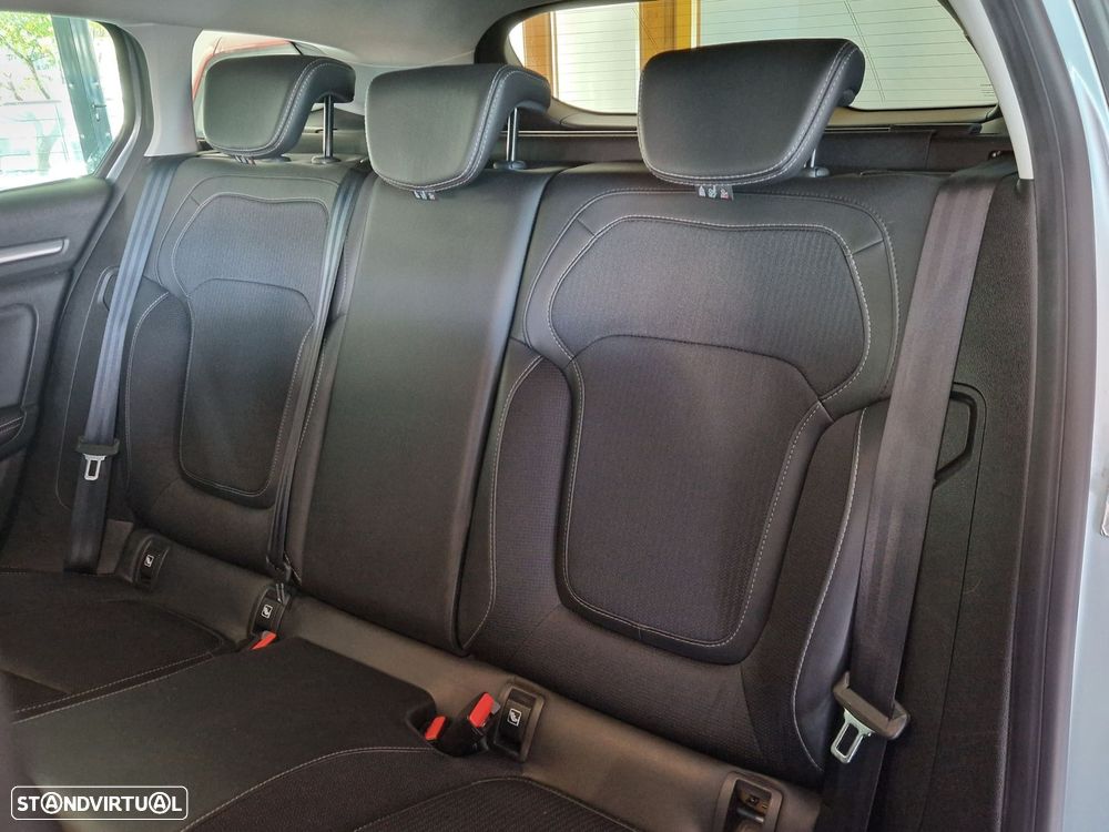 Renault Mégane Sport Tourer 1.3 TCe Intens EDC - 19